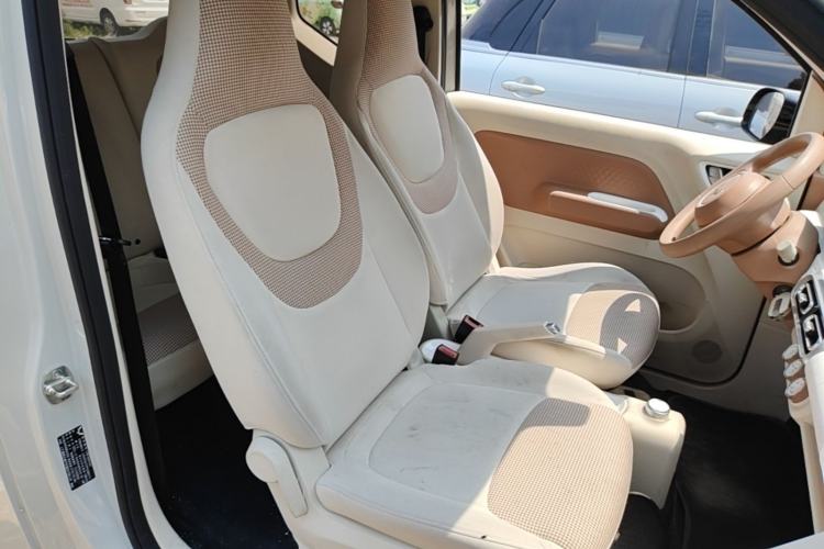 Used Wuling Hongguang MINIEV 2024 3rd Generation 215km Advanced Version Right Front Seat