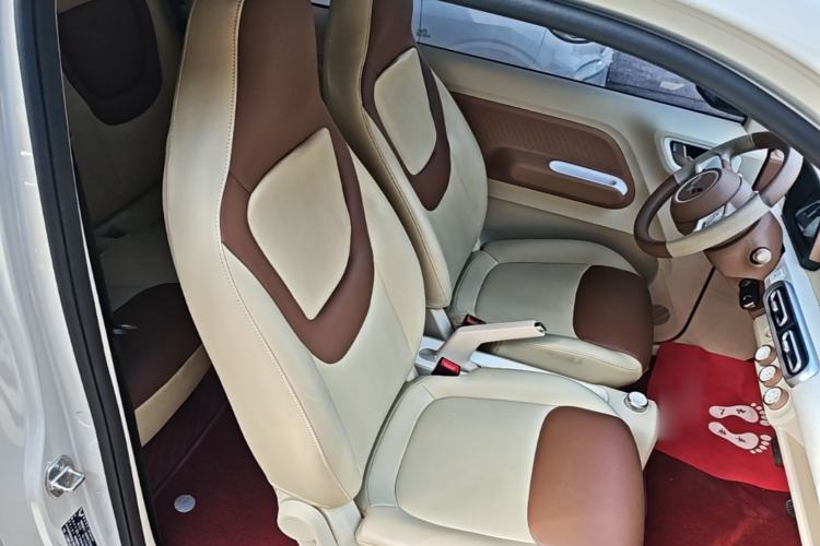 Used Wuling Hongguang MINIEV 2024 3rd Generation 215km Youth Edition Right Front Seat