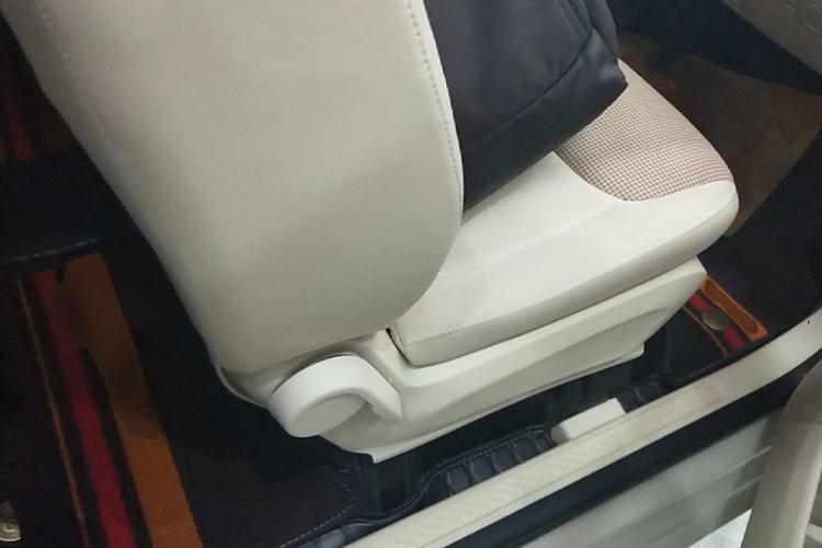 Used Wuling Hongguang MINIEV 2024 3rd Generation 170 km Right Front Seat