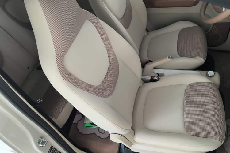 Used Wuling Hongguang MINIEV 2024 3rd Generation 215km Youth Edition Right Front Seat