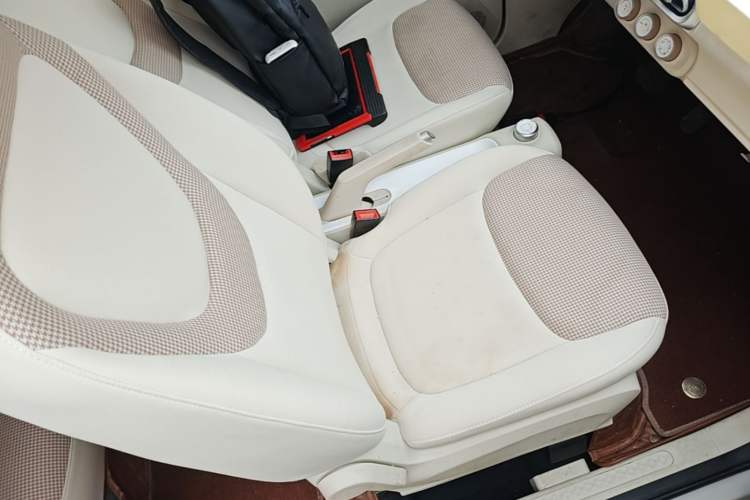 Used Wuling Hongguang MINIEV 2024 3rd Generation 215km Youth Edition Right Front Seat