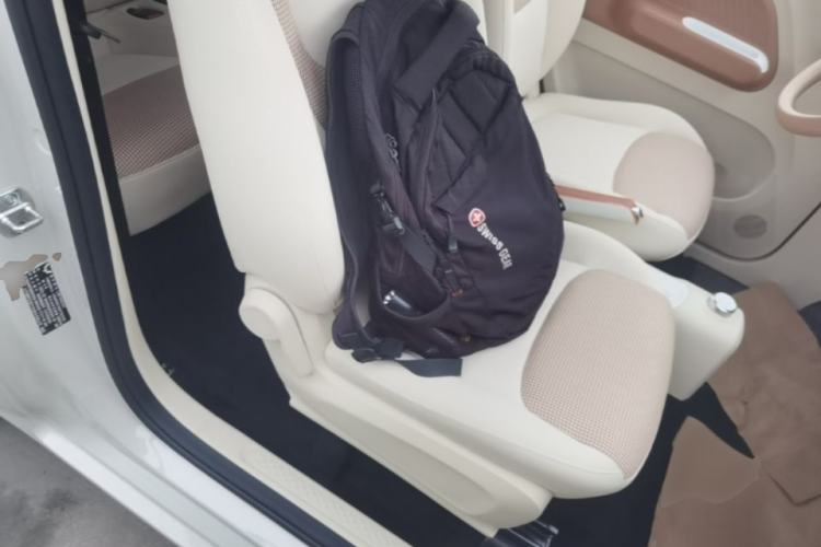 Used Wuling Hongguang MINIEV 2024 3rd Generation 215km Advanced Version Right Front Seat