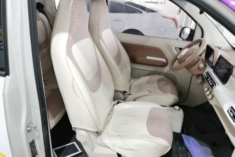 Used Wuling Hongguang MINIEV 2024 3rd Generation 215km Advanced Version Right Front Seat