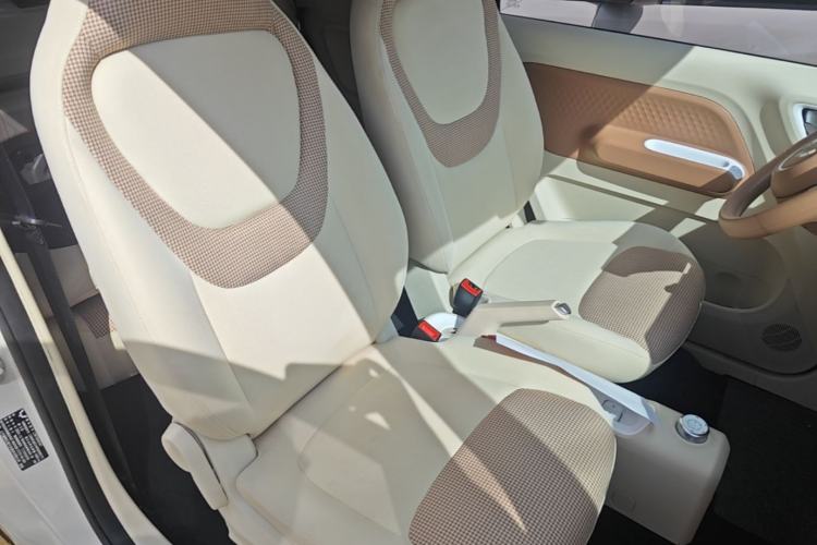 Used Wuling Hongguang MINIEV 2024 3rd Generation 215km Youth Edition Right Front Seat