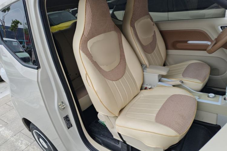 Used Wuling Hongguang MINIEV 2024 3rd Generation 215km Youth Edition Right Front Seat