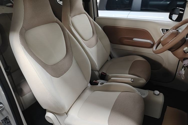 Used Wuling Hongguang MINIEV 2024 3rd Generation 215km Youth Edition Right Front Seat