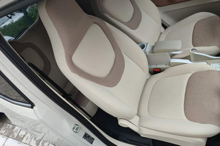 Used Wuling Hongguang MINIEV 2024 3rd Generation 215km Youth Edition Right Front Seat