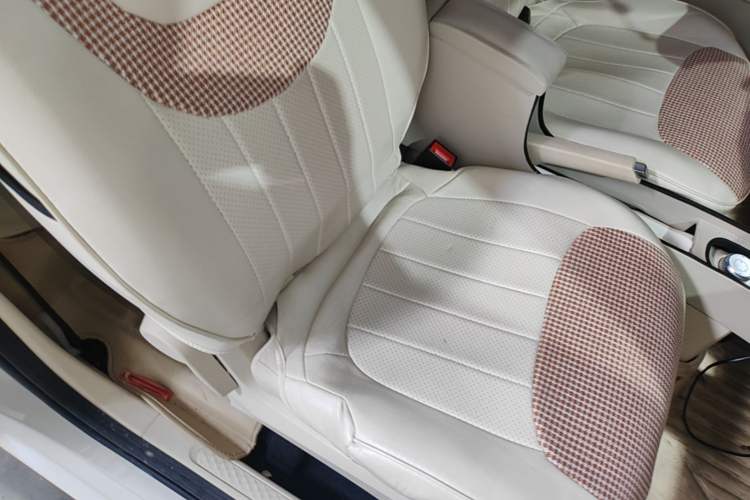 Used Wuling Hongguang MINIEV 2024 3rd Generation 215km Youth Edition Right Front Seat