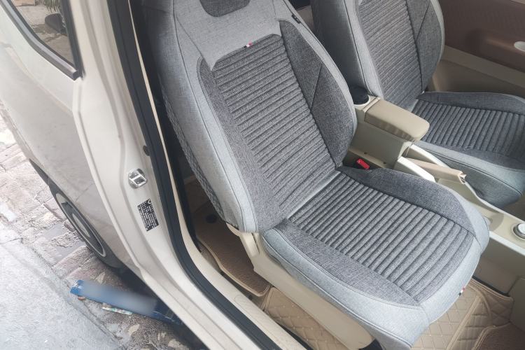 Used Wuling Hongguang MINIEV 2024 3rd Generation 215km Youth Edition Right Front Seat