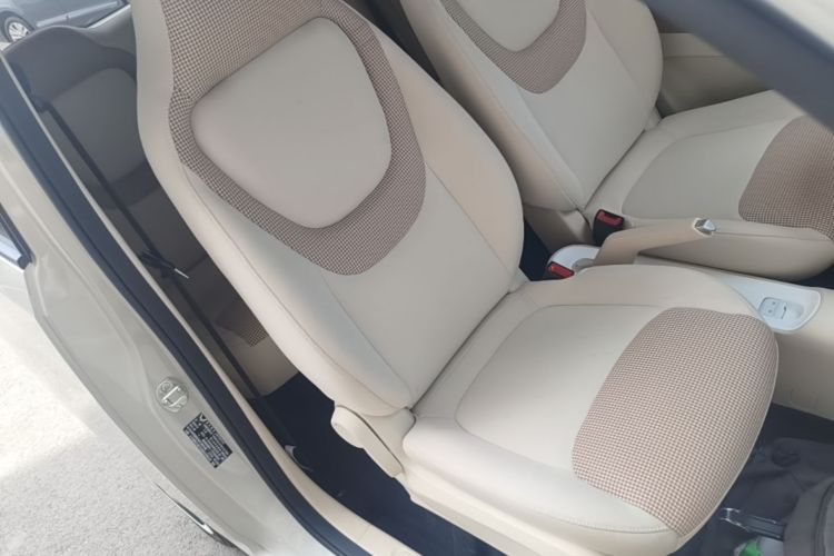 Used Wuling Hongguang MINIEV 2024 3rd Generation 215km Youth Edition Right Front Seat