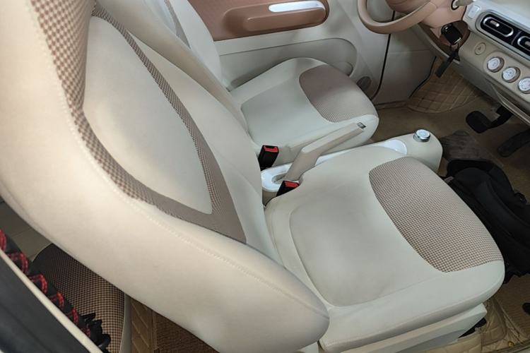 Used Wuling Hongguang MINIEV 2024 3rd Generation 215km Youth Edition Right Front Seat