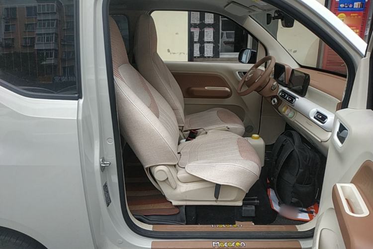 Used Wuling Hongguang MINIEV 2024 3rd Generation 215km Advanced Version Right Front Seat