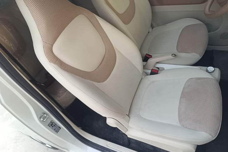 Used Wuling Hongguang MINIEV 2024 3rd Generation 215km Youth Edition Right Front Seat