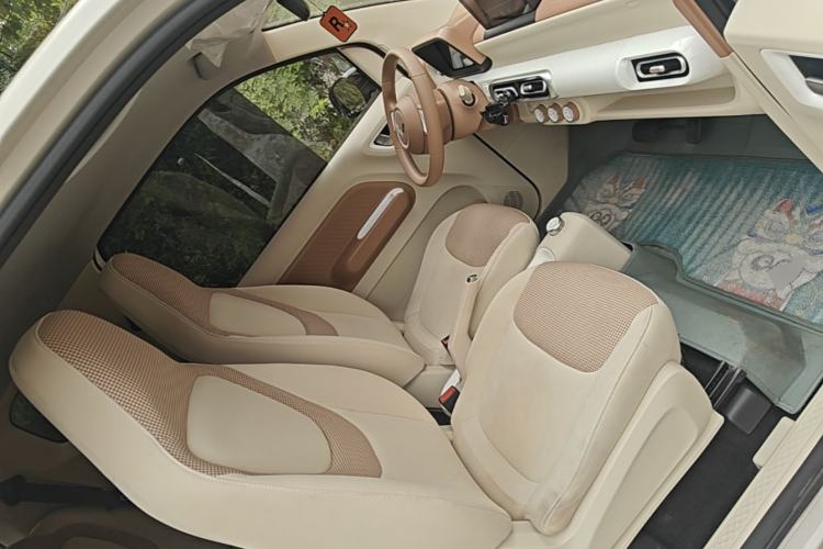 Used Wuling Hongguang MINIEV 2024 3rd Generation 215km Youth Edition Right Front Seat