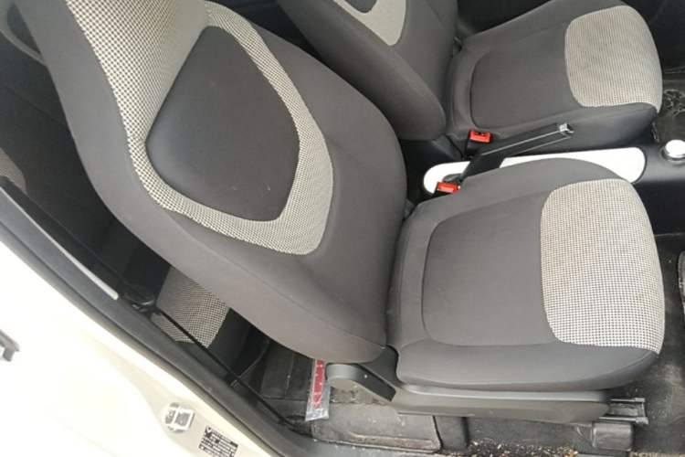 Used Wuling Hongguang MINIEV 2024 3rd Generation 215km Youth Edition Right Front Seat