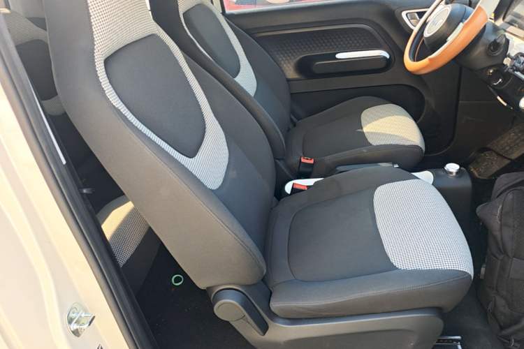 Used Wuling Hongguang MINIEV 2024 3rd Generation 215km Youth Edition Right Front Seat