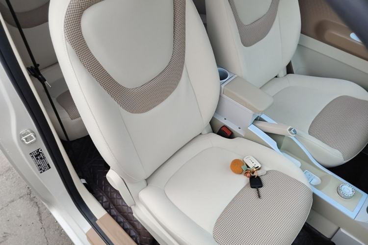 Used Wuling Hongguang MINIEV 2024 3rd Generation 215km Youth Edition Right Front Seat
