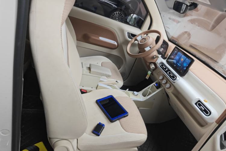 Used Wuling Hongguang MINIEV 2024 3rd Generation 215km Youth Edition Right Front Seat