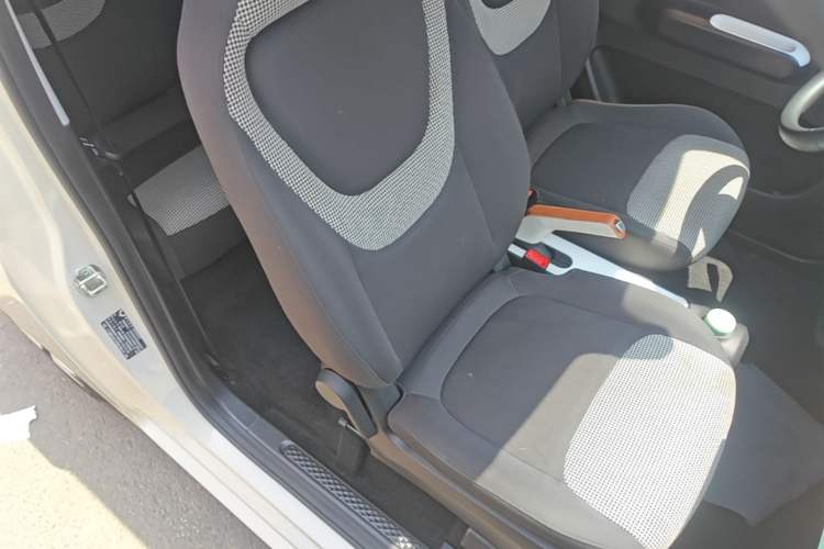 Used Wuling Hongguang MINIEV 2024 3rd Generation 215km Advanced Version Right Front Seat