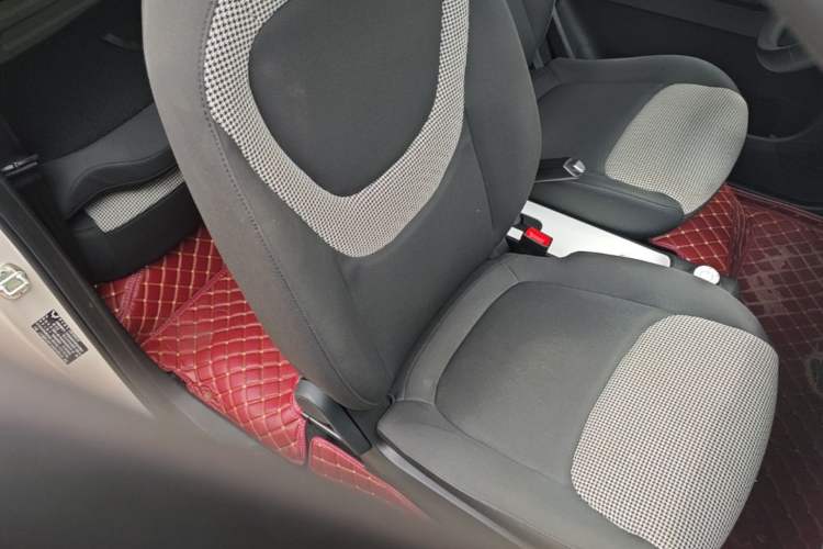 Used Wuling Hongguang MINIEV 2024 3rd Generation 215km Youth Edition Right Front Seat