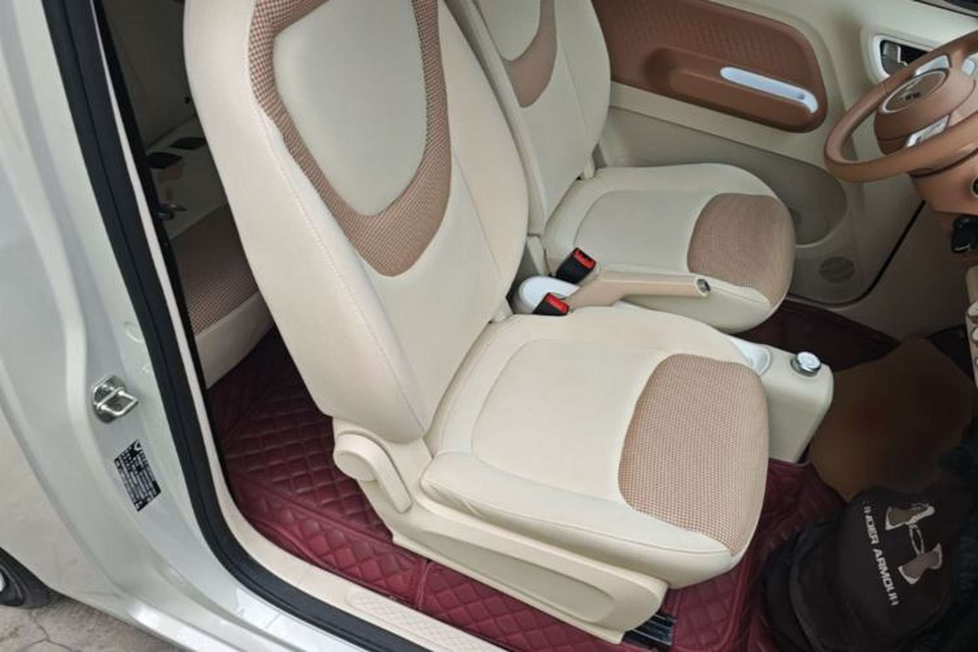 Used Wuling Hongguang MINIEV 2024 3rd Generation 215km Youth Edition Right Front Seat