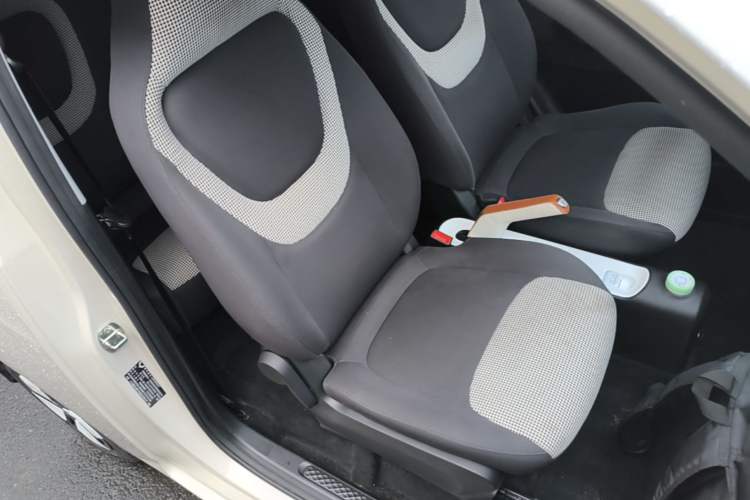 Used Wuling Hongguang MINIEV 2024 3rd Generation 215km Advanced Version Right Front Seat