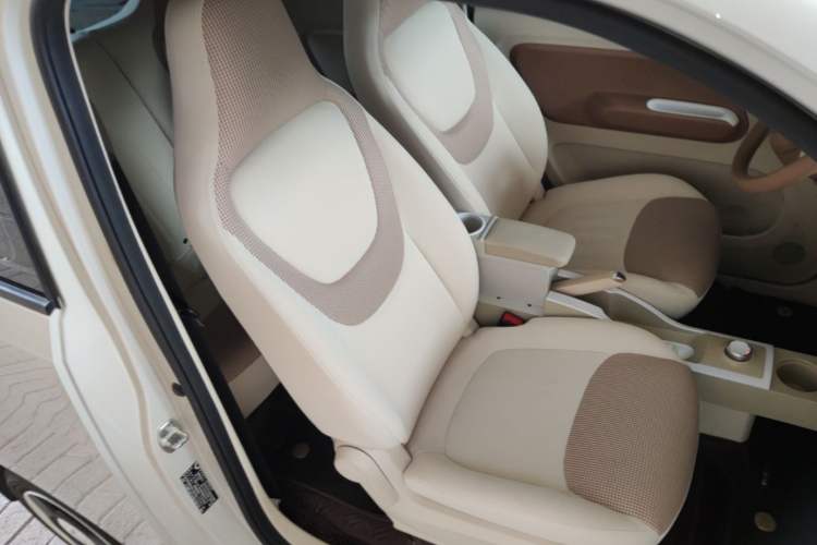 Used Wuling Hongguang MINIEV 2024 3rd Generation 215km Youth Edition Right Front Seat