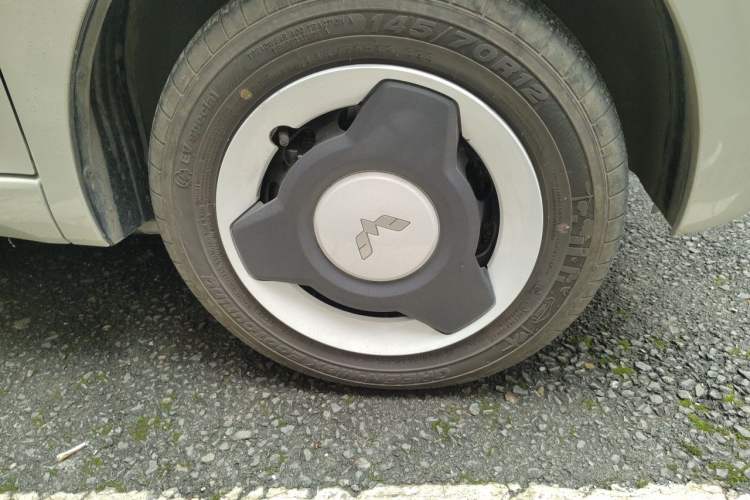 Used Wuling Hongguang MINIEV 2024 3rd Generation 215km Youth Edition Right Front Wheel Hub