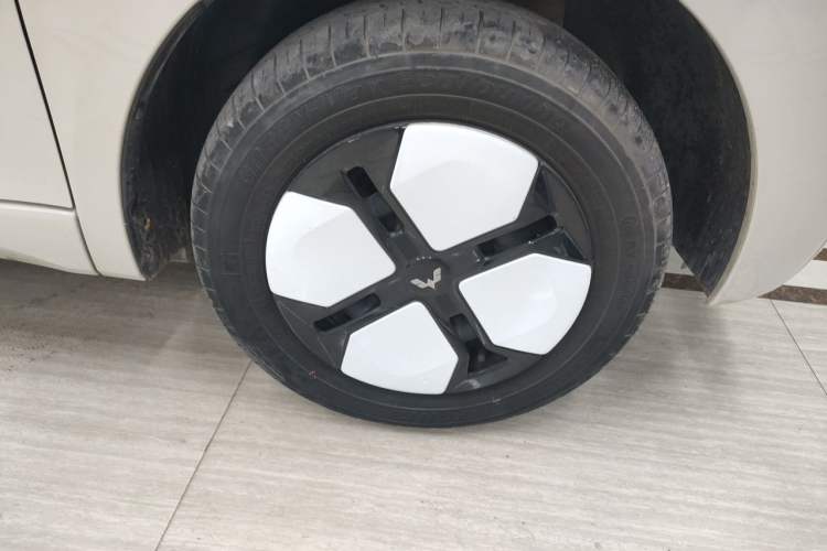 Used Wuling Hongguang MINIEV 2024 3rd Generation 170 km Right Front Wheel Hub