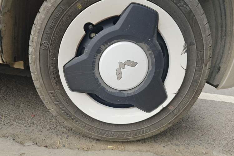 Used Wuling Hongguang MINIEV 2024 3rd Generation 215km Youth Edition Right Front Wheel Hub