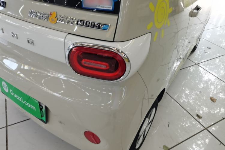 Used Wuling Hongguang MINIEV 2024 3rd Generation 215km Advanced Version Right Rear Taillight