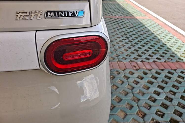 Used Wuling Hongguang MINIEV 2024 3rd Generation 215km Youth Edition Right Rear Taillight