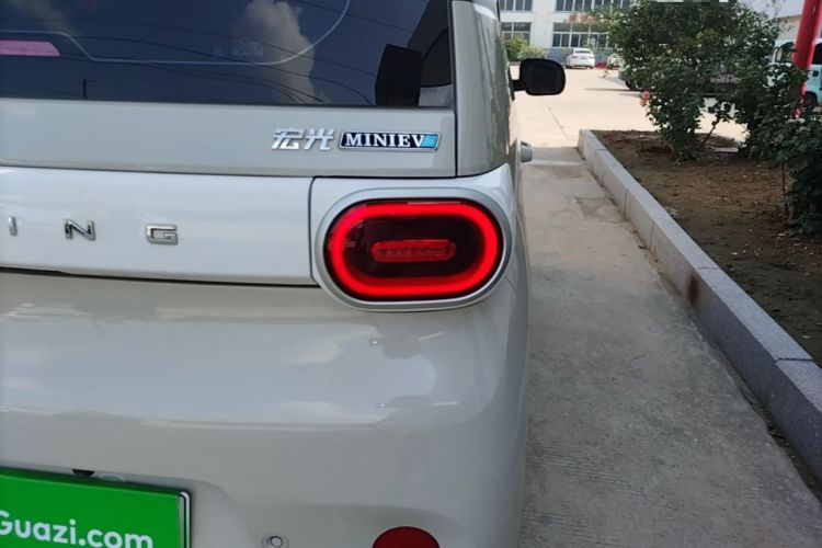 Used Wuling Hongguang MINIEV 2024 3rd Generation 215km Youth Edition Right Rear Taillight
