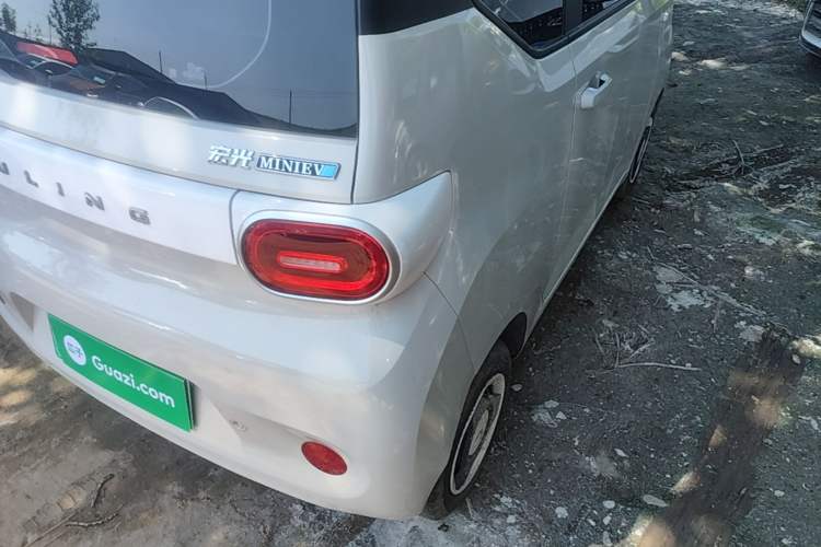 Used Wuling Hongguang MINIEV 2024 3rd Generation 215km Youth Edition Right Rear Taillight