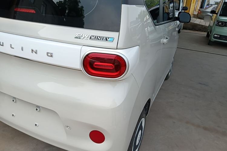 Used Wuling Hongguang MINIEV 2024 3rd Generation 215km Youth Edition Right Rear Taillight