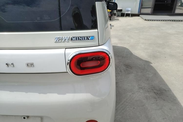 Used Wuling Hongguang MINIEV 2024 3rd Generation 215km Advanced Version Right Rear Taillight