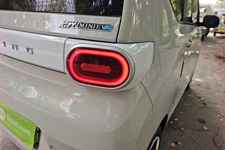Used Wuling Hongguang MINIEV 2024 3rd Generation 215km Youth Edition Right Rear Taillight