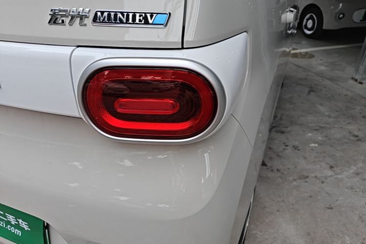 Used Wuling Hongguang MINIEV 2024 3rd Generation 215km Youth Edition Right Rear Taillight