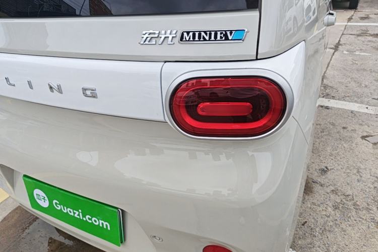 Used Wuling Hongguang MINIEV 2024 3rd Generation 215km Youth Edition Right Rear Taillight