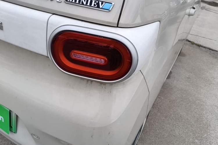 Used Wuling Hongguang MINIEV 2024 3rd Generation 215km Youth Edition Right Rear Taillight