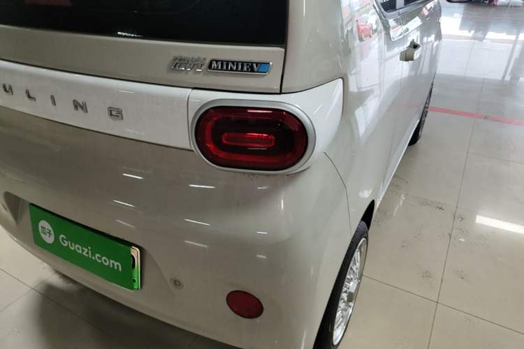 Used Wuling Hongguang MINIEV 2024 3rd Generation 215km Youth Edition Right Rear Taillight