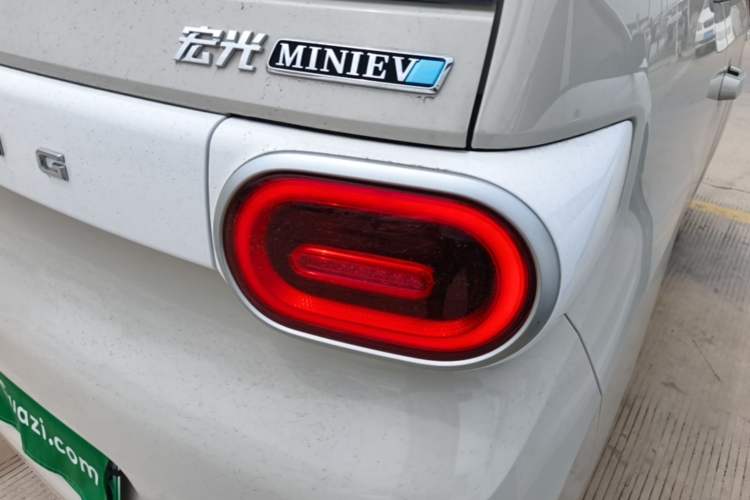 Used Wuling Hongguang MINIEV 2024 3rd Generation 215km Youth Edition Right Rear Taillight