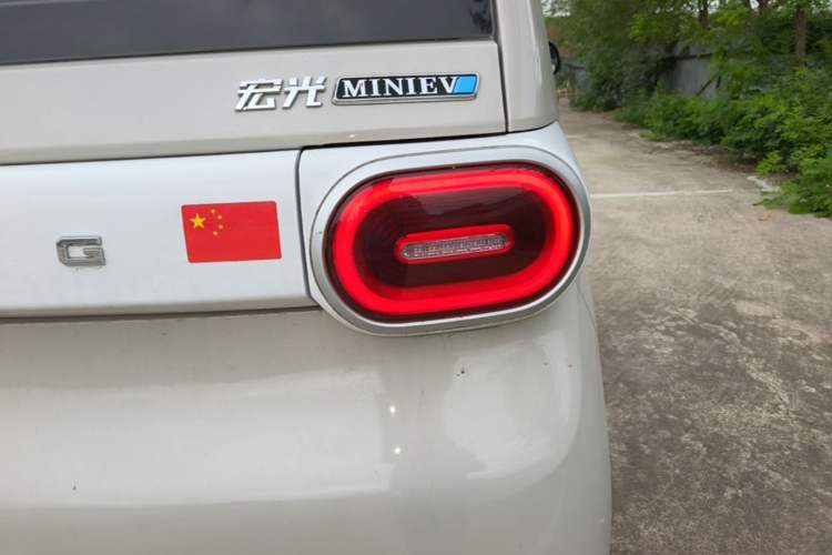 Used Wuling Hongguang MINIEV 2024 3rd Generation 215km Youth Edition Right Rear Taillight