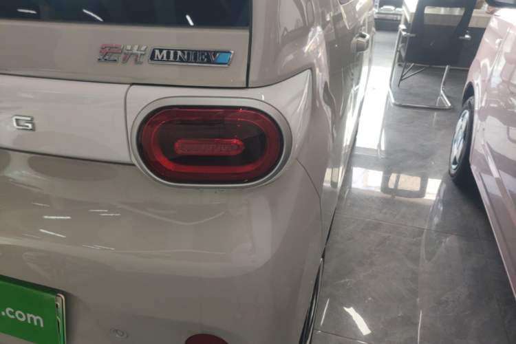 Used Wuling Hongguang MINIEV 2024 3rd Generation 215km Youth Edition Right Rear Taillight