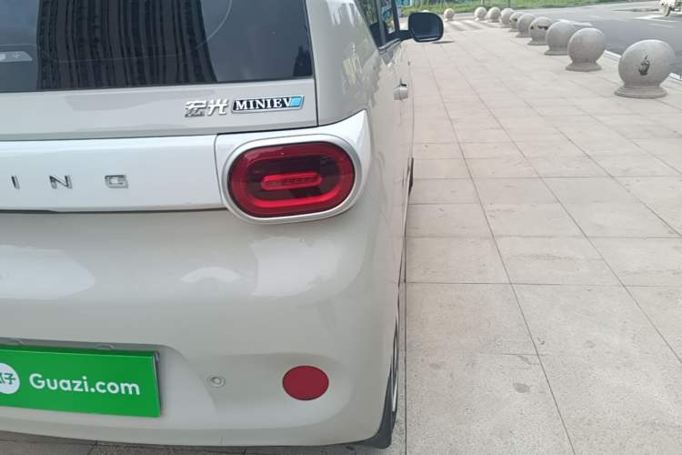 Used Wuling Hongguang MINIEV 2024 3rd Generation 215km Youth Edition Right Rear Taillight