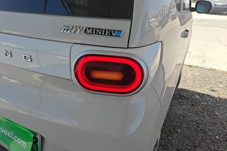 Used Wuling Hongguang MINIEV 2024 3rd Generation 215km Youth Edition Right Rear Taillight