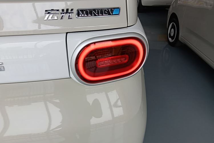 Used Wuling Hongguang MINIEV 2024 3rd Generation 215km Youth Edition Right Rear Taillight