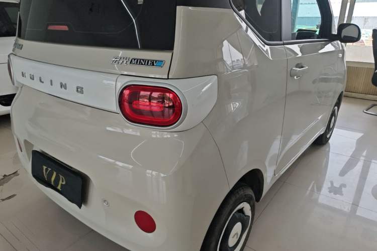 Used Wuling Hongguang MINIEV 2024 3rd Generation 215km Youth Edition Right Rear Taillight