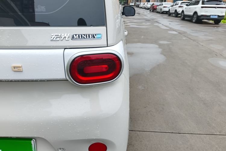 Used Wuling Hongguang MINIEV 2024 3rd Generation 215km Youth Edition Right Rear Taillight