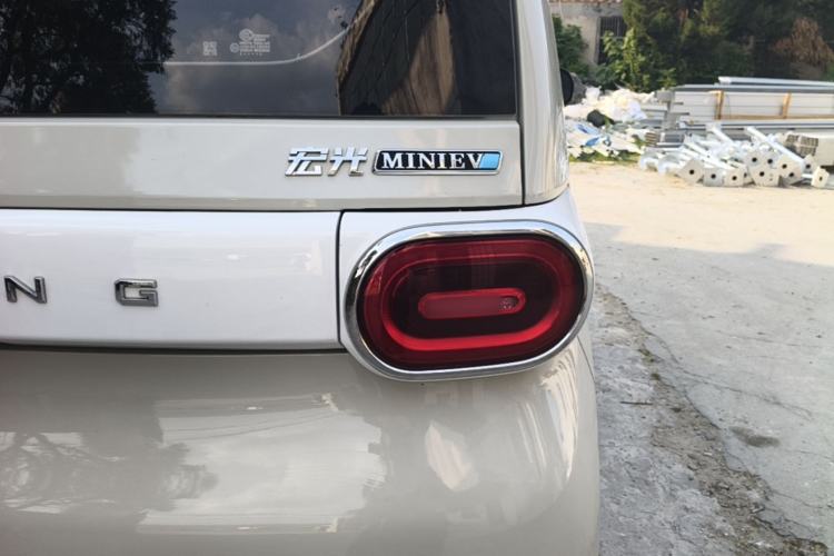 Used Wuling Hongguang MINIEV 2024 3rd Generation 215km Advanced Version Right Rear Taillight